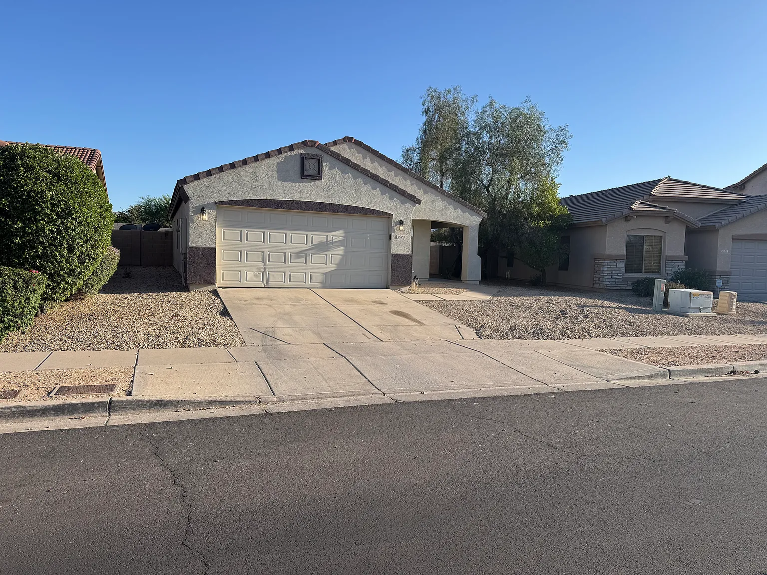 1523 W Nancy Ln — Photo 1