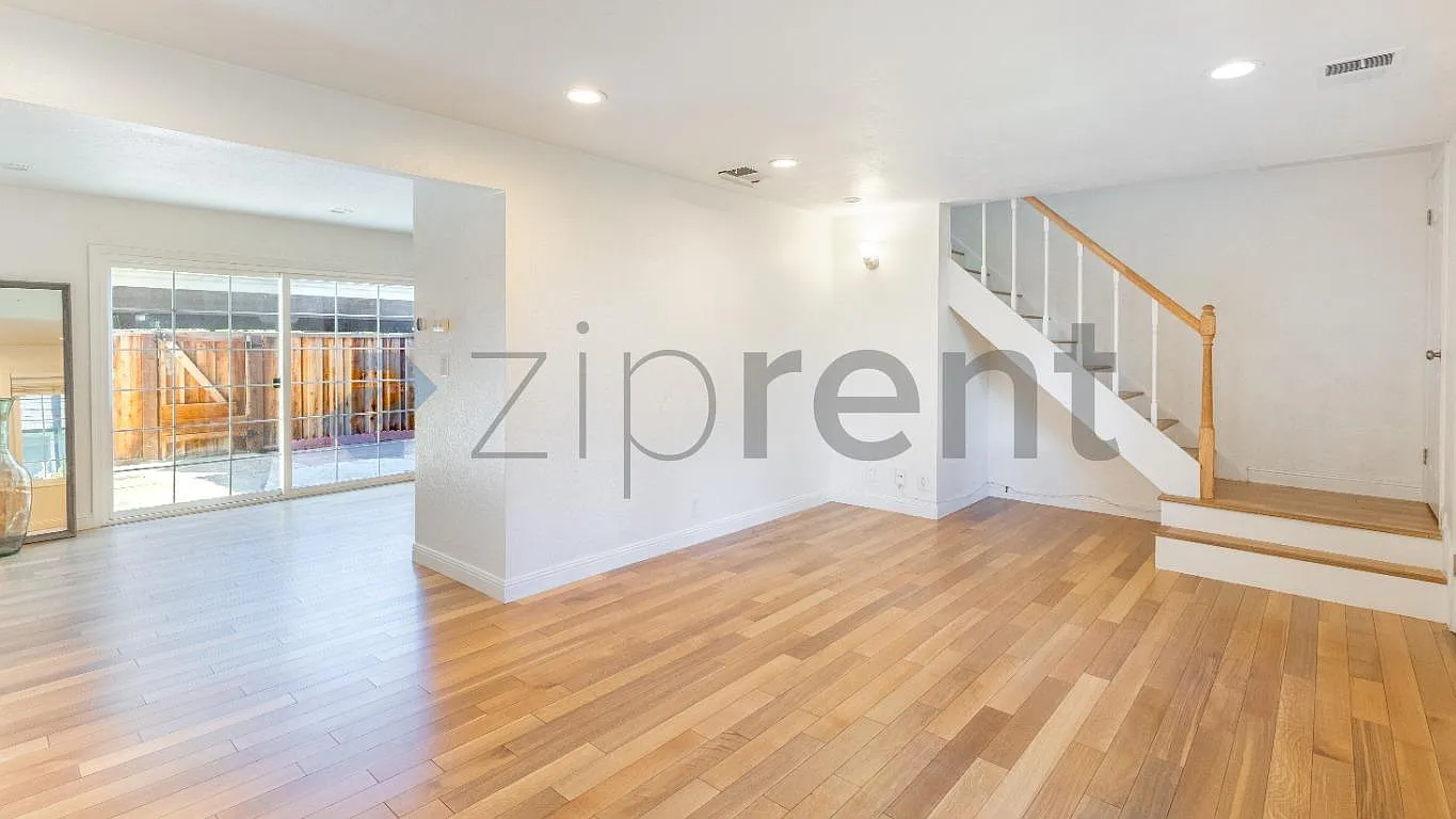 3 bed, 1.5 bath, 1100 sqft, $3,675 — Photo 4