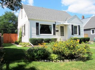 3355 N 89th St, Milwaukee, WI 53222