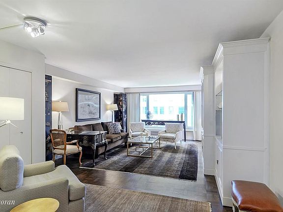 4th image of 440 E 57th St APT 15-D