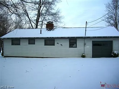 698 Twin Oaks Rd photo 1