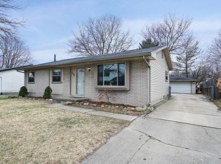 394 Westcott St, Westland, MI 48186