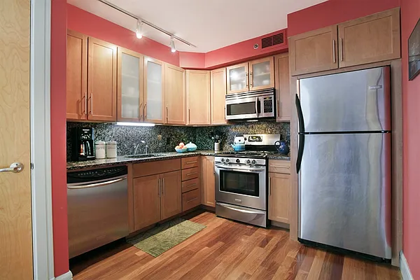 Sold by Corcoran | media 22