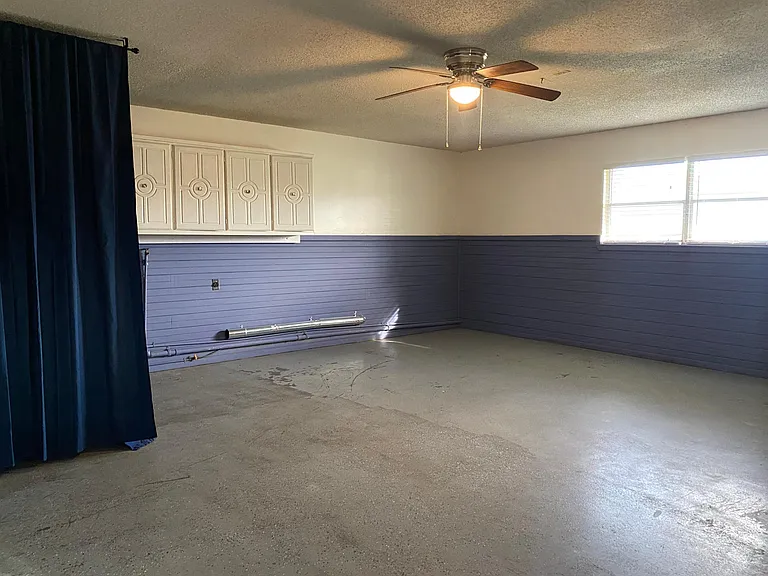 536 W Yoakum Ave — Photo 24