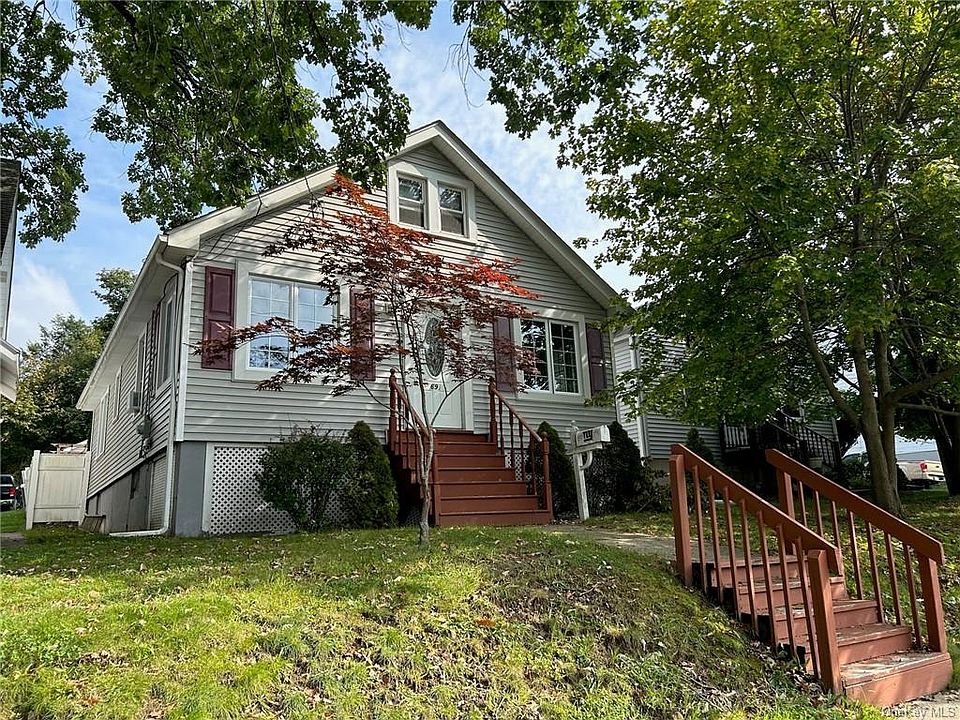 69 1/2 Watkins Avenue, Middletown, NY 10940 Zillow