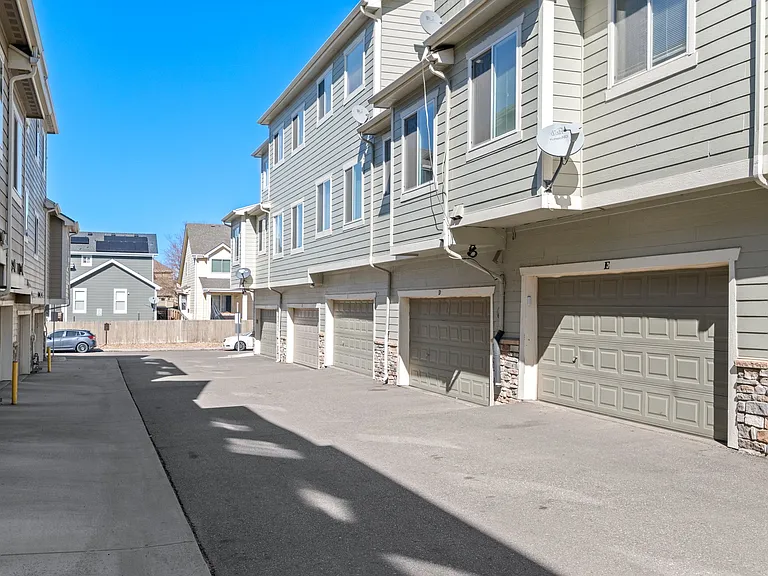 11250 Florence St #19F — Photo 27