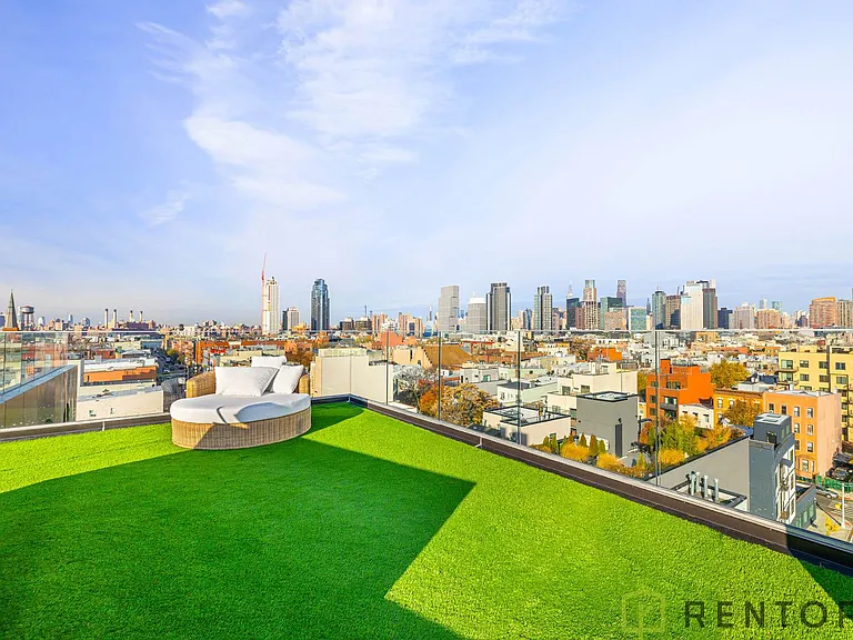 210 Greenpoint Ave #6C — Photo 6