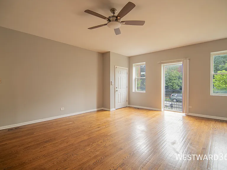 2328 W Washington Blvd #1 — Photo 2