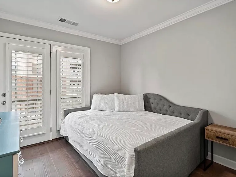 222 Walden Village Ln — Photo 8
