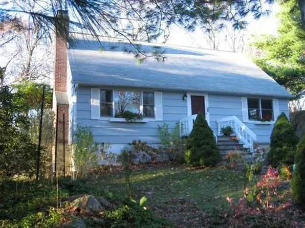 523 Bennetts Farm Rd, Ridgefield, CT 06877