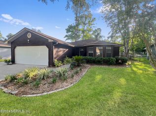 1807 Killarn Cir, Middleburg, FL 32068