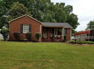 11 Edenwood Dr, Jackson, TN 38301