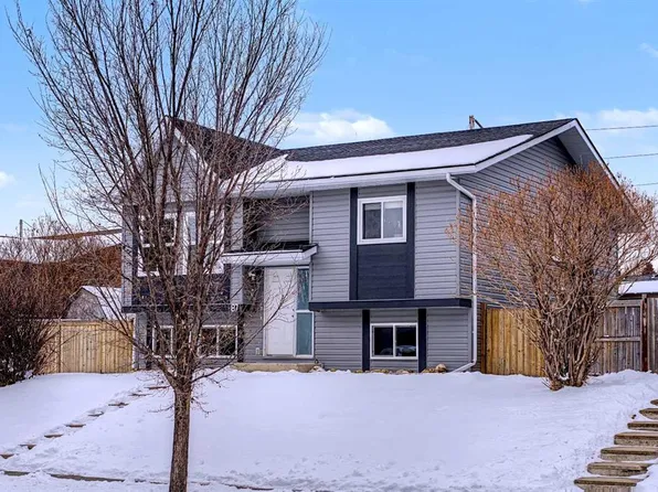 87 N Bedford Dr NE, Calgary, AB T3K 2N9