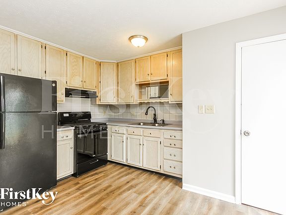 5th image of 8145 E 37th Pl