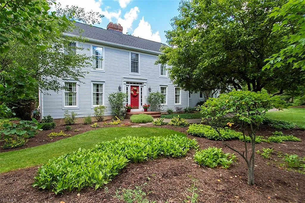 3621 Autumn Tree Dr photo 1