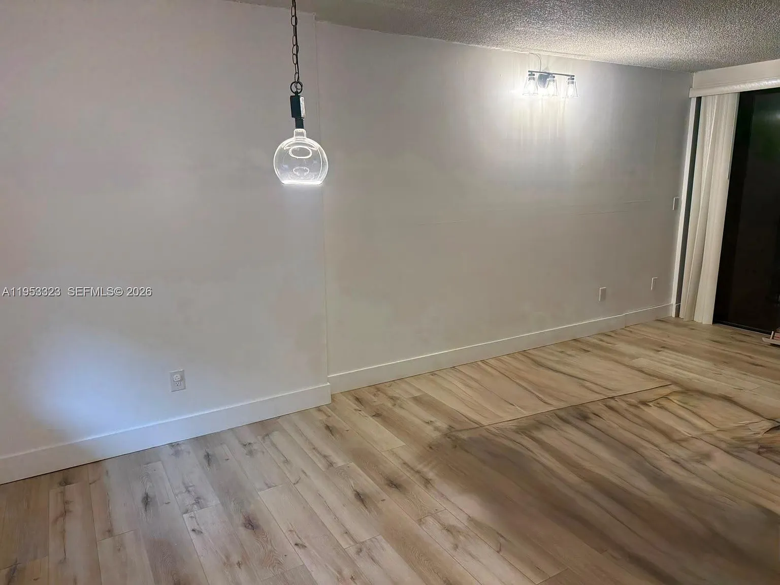 Greenwich Ph I Condo — Photo 2