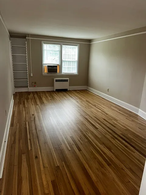 802 Burroughs Street - D — Photo 2