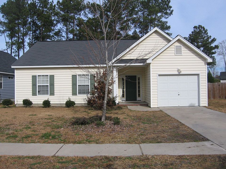 Home for Sale in Summerville, South Carolina $105,000