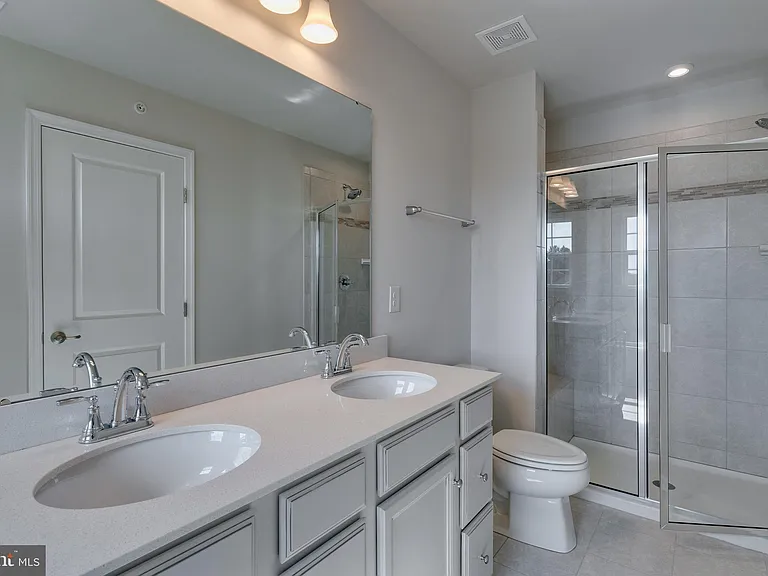 124 Bishop Way — Photo 12