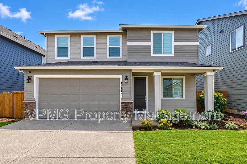 3 bed, 2.5 bath, 2190 sqft, $3,095 — Photo 2
