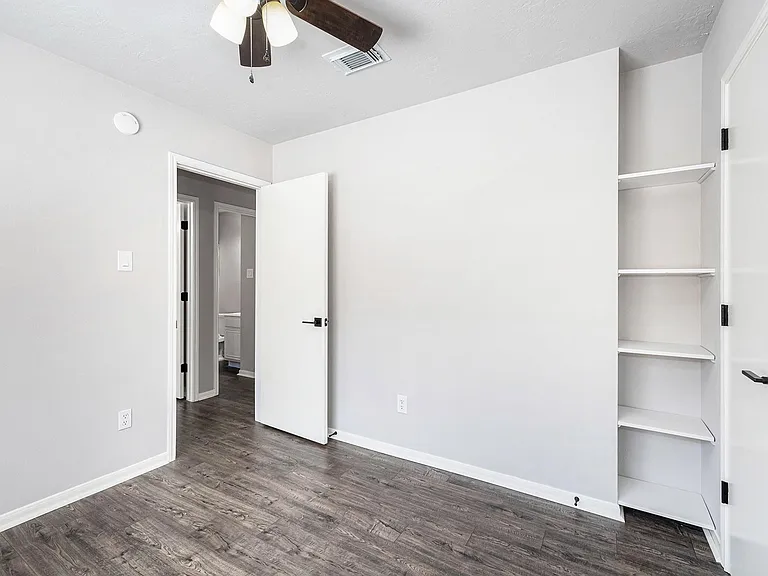 18234 Campbellford Dr — Photo 13