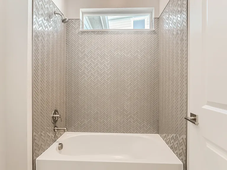 2050 Ballyneal St — Photo 14