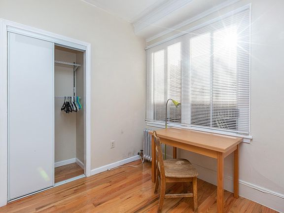 3rd image of 525 Stockton St #D