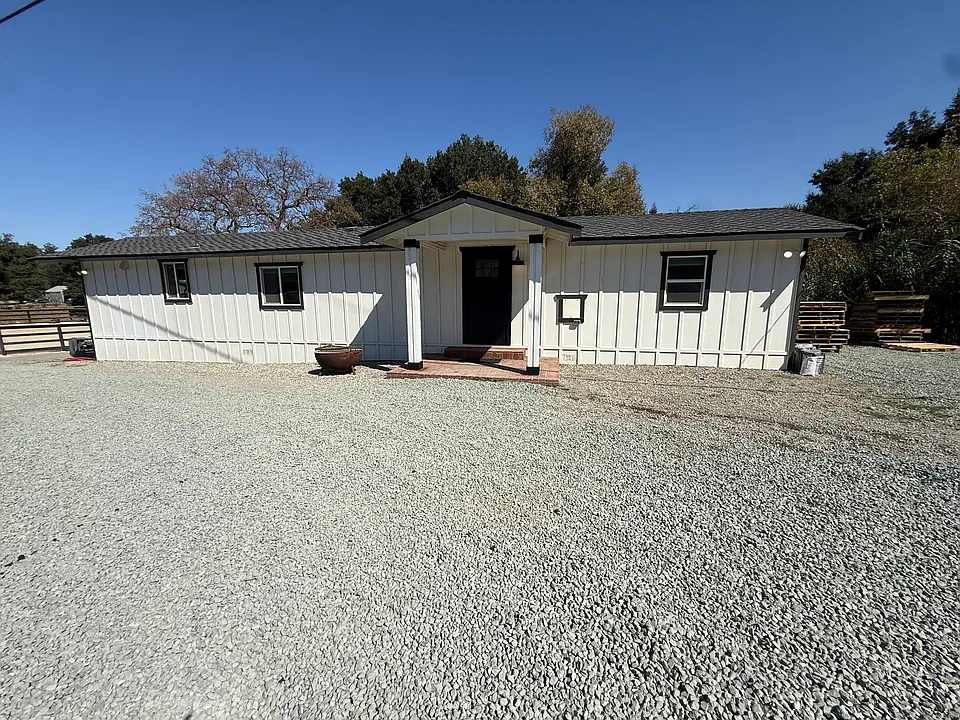 980 Castle Rock Rd #A