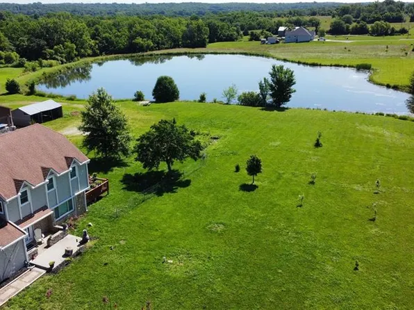 26609 S Redbud Rd, Freeman, MO 64746