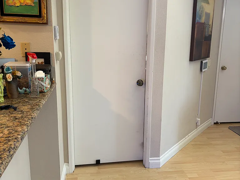 103 Greenmoor — Photo 2