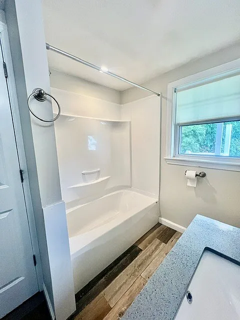 3 bed, 1889 sqft, $3,000 — Photo 4