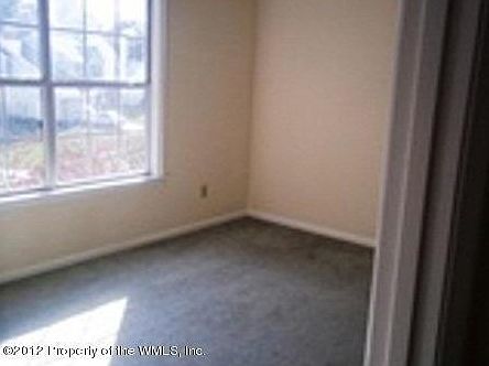 4th image of 803 Lantern Pl
