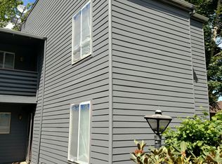 13497 SW 17th St, Beaverton, OR 97008