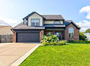4889 Oakleigh Pkwy, Greenwood, IN 46143