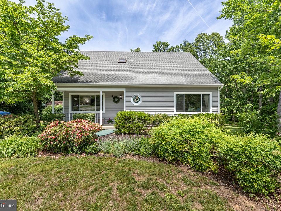 1st image of 164 Oliver Ln