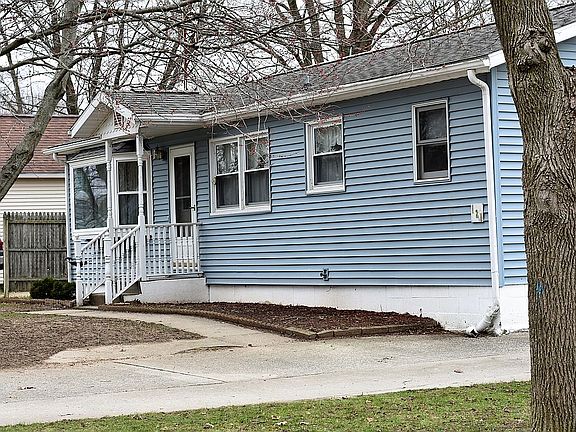 Another front side view