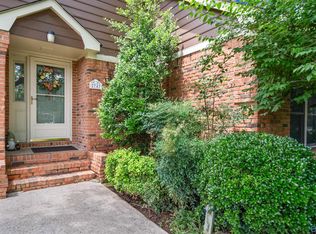 2747 Wynterhall Rd SE, Huntsville, AL 35803