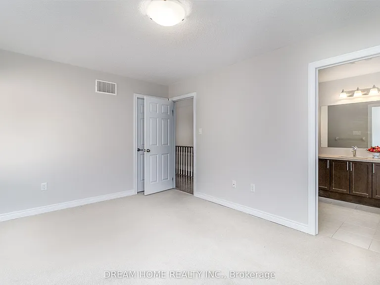 3070 Eberly Woods Dr — Photo 12