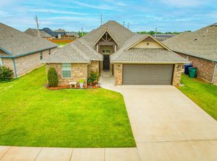2216 Wheatheart Dr, Yukon, OK 73099