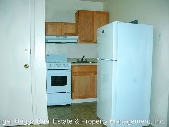 4th image of 1320 Dr Martin Luther King Jr Ave NE APT 10
