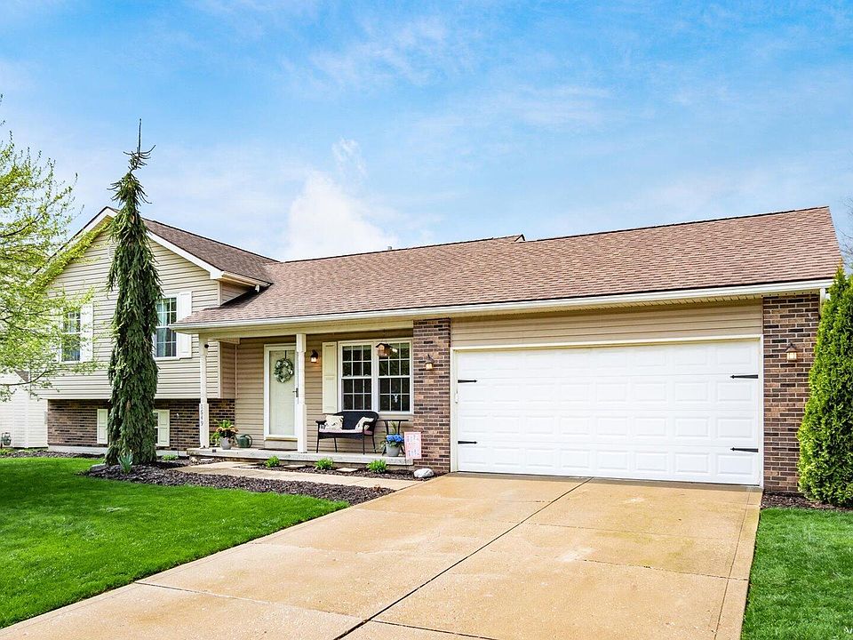 1st image of 1649 Lewie Dr