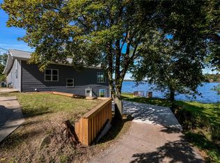 807 Portage Lakes Dr, Akron, OH 44319