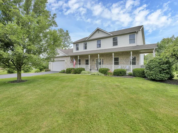48 Melissa Ct, Pataskala, OH 43062