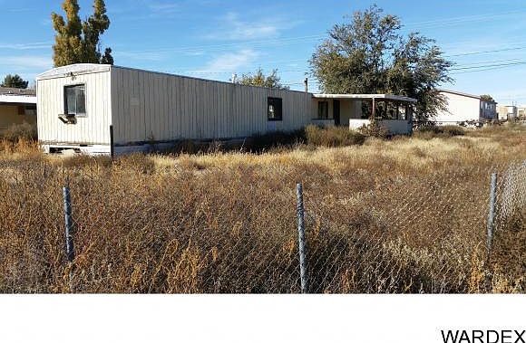 1st image of 2585 E Packard Ave