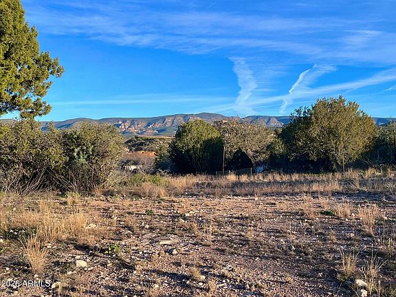 5th image of 5625 N Robin Lynn Ln