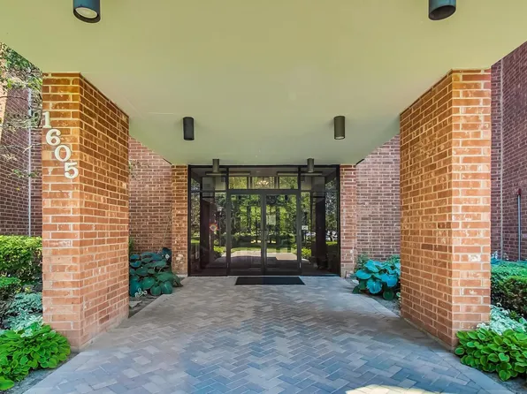 1605 E Central Rd Unit 322C, Arlington Heights, IL 60005