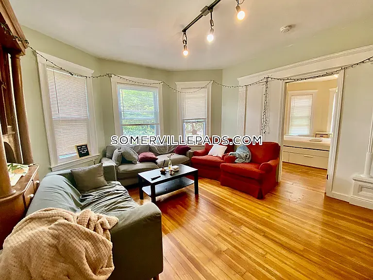 21 Packard Ave #2 — Photo 3