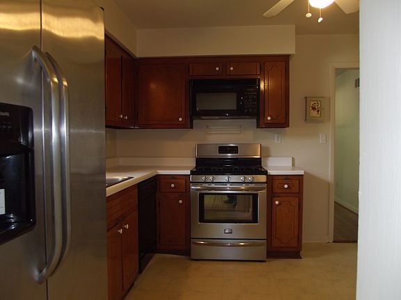 3rd image of 4113 Forresthills Dr