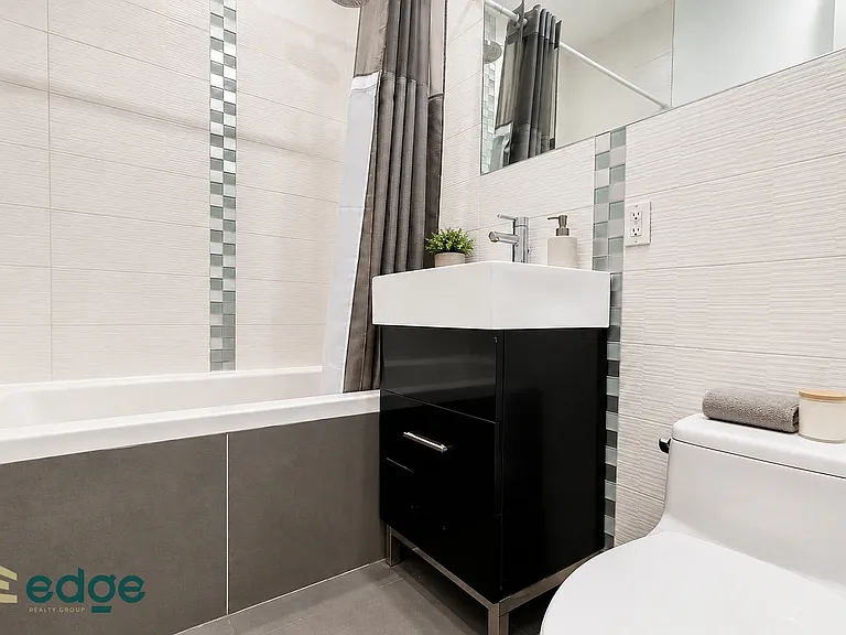 231 Jefferson St #2L — Photo 7