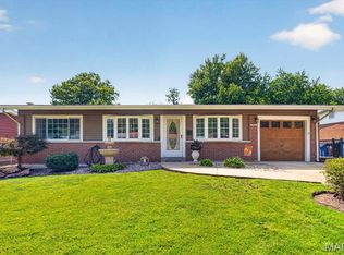 1315 Arlington Dr, Florissant, MO 63033